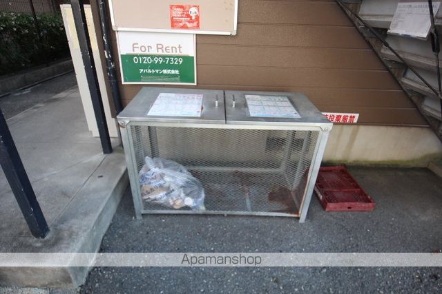 ラフィーネ刀根山の外観写真