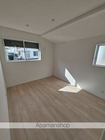 練馬区 2階建 築3年の内装写真