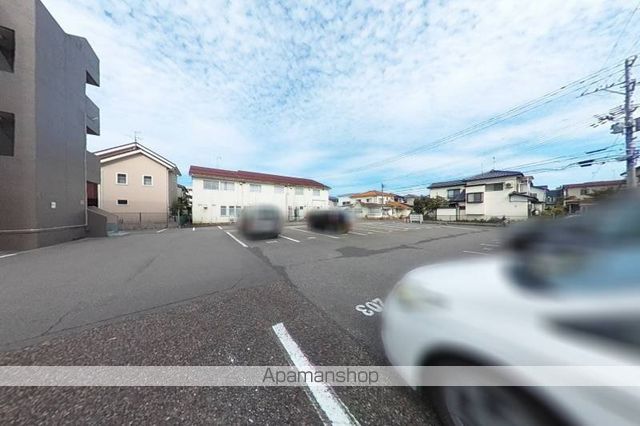 山二ツマンションの外観写真