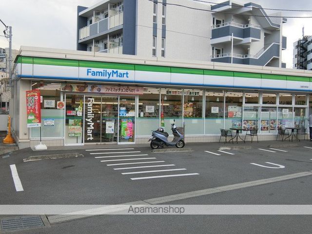 フォンテーヌu.の周辺写真