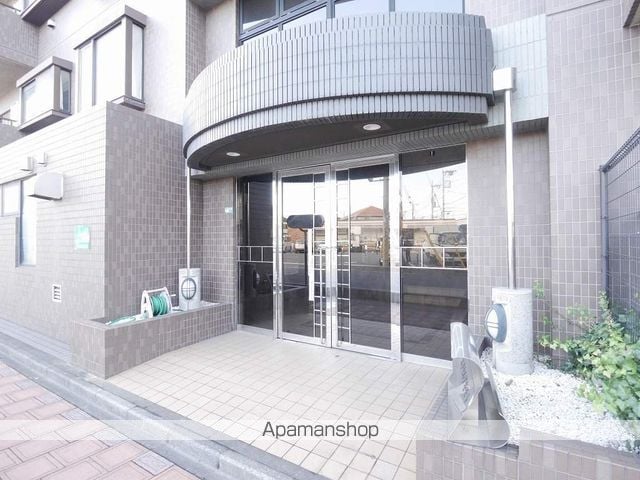 サンレガーロ戸田の玄関写真