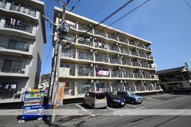 ピーチマンションの外観写真
