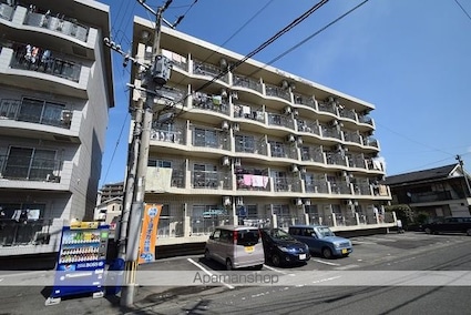 ピーチマンション[1K/31.41m2]の外観3