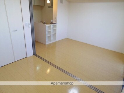 メゾン・ド・フルール　[1LDK/33.61m2]のリビング・居間