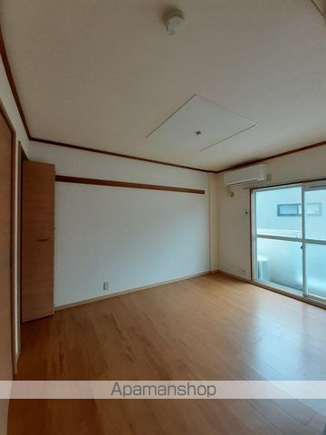 プラドール田川の内装写真