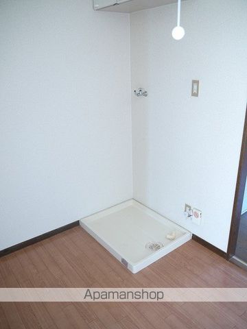 Surplus One MARUIの内装写真
