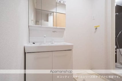 愛媛県伊予郡松前町大字北黒田[1R/32.94m2]の洗面所