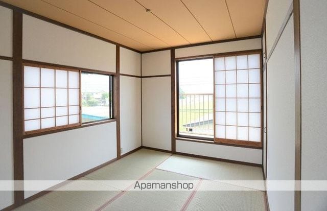 サンハイツ紀栄 3号の内装写真