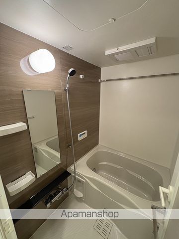 C0MF0RIA LIV北浜淡路町の内装写真