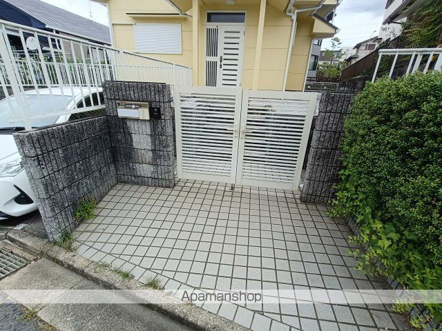 中嶋一戸建て 6号地の玄関写真