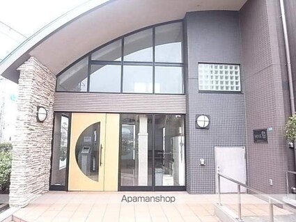 らくりーぶ２１万願寺[2LDK/63.83m2]のエントランス