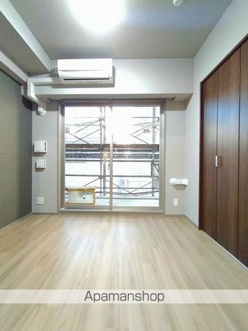 スプランディッドESAKAIIIの内装写真