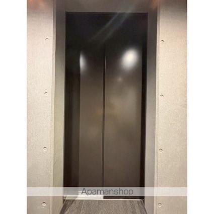ウェルスクエア西新宿五丁目[2LDK/41.81m2]の共用部