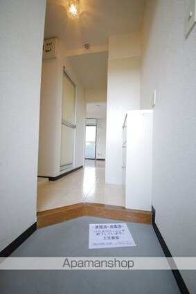 Ｕトピア高幡不動[1R/18.87m2]の玄関