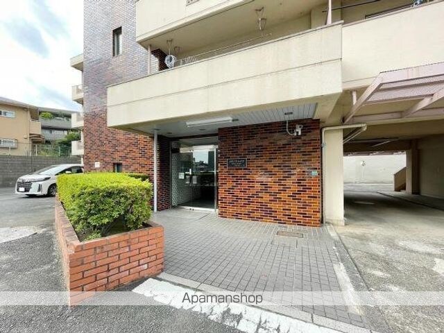 ハクジウハイツ[2DK/44.62m2]のエントランス