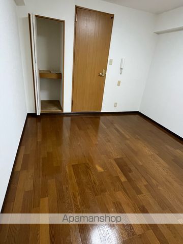 大阪市御堂筋線 なかもず駅 徒歩9分 4階建 築33年の内装写真