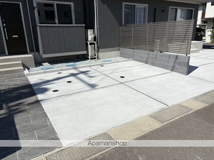 Ｌａ　Ｖｉｅｒｇｅ　Ⅱ[1LDK/35.48m2]の駐車場1