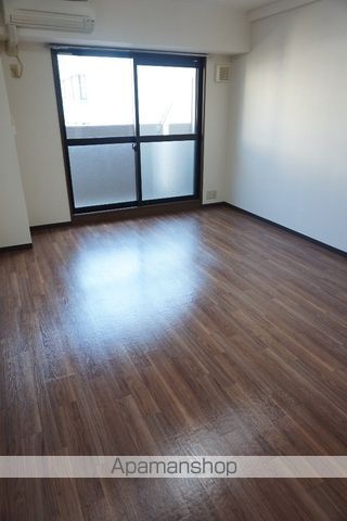 YOSHIX代官町の内装写真