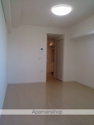 東京都武蔵野市吉祥寺本町１丁目[1K/28.76m2]のリビング・居間