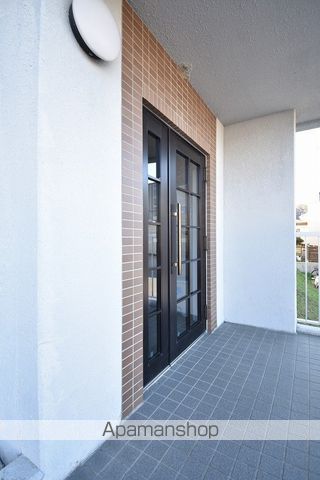 ショパンシャトー山の手の玄関写真