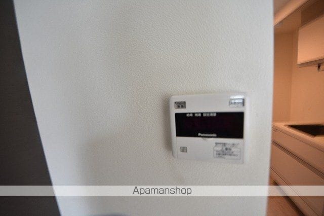 ADVANCE N19の内装写真