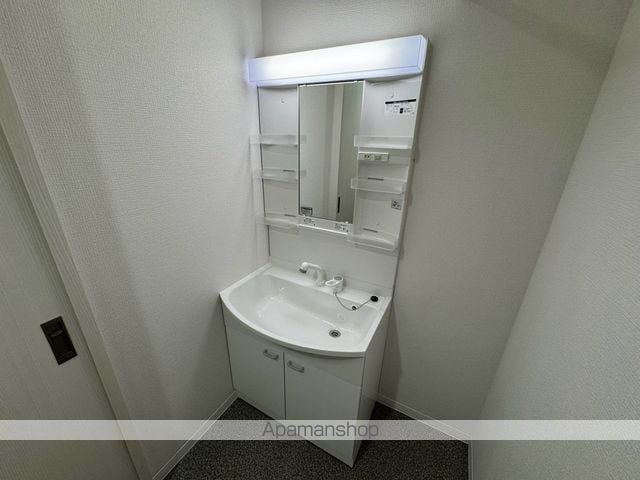 フォレスト新町IIIの内装写真