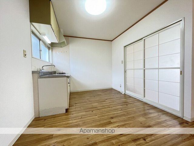 サンシャイン雄町 B棟の内装写真