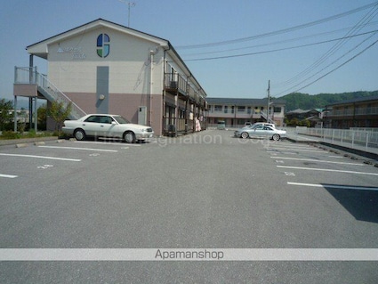 エクセル南天保[2DK/44.72m2]の駐車場3