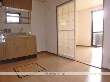 コートパル守山[2LDK/53.44m2]のリビング・居間