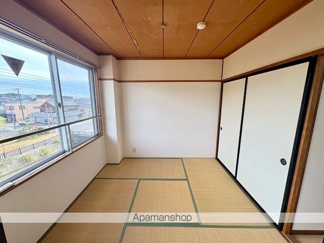 ロイヤルプラザの内装写真