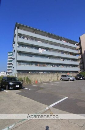 ＡＣＴＹ梅本Ⅰ[3LDK/76.5m2]の駐車場2