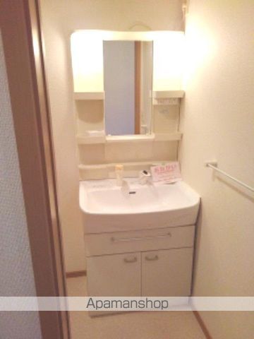 ロイヤルスクウェア 一宮Iの内装写真