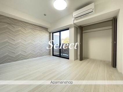 ラフィスタ横浜黄金町[1K/24.6m2]の収納