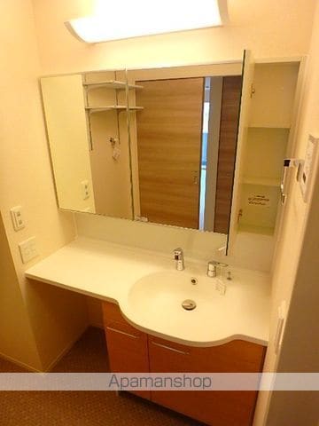 シャバーニの内装写真