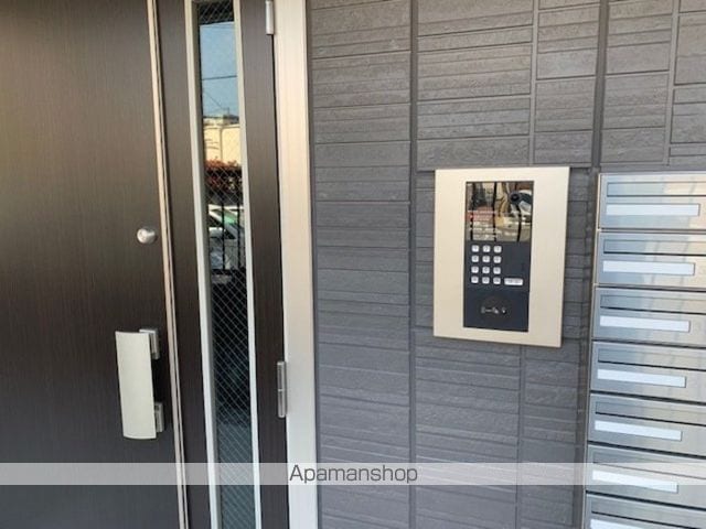 DーROOM別府の玄関写真