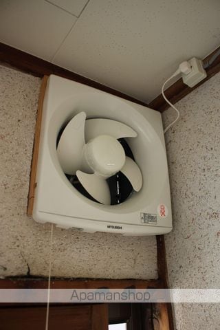 ウエダコーポ亀川の内装写真