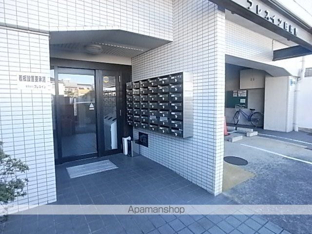 プレスイン日比野の外観写真