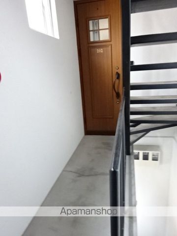 MODERN DECOの内装写真