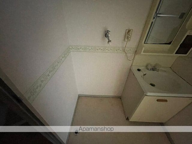 ファミリー東出 A棟の内装写真
