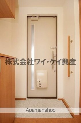 シャーメゾンタウン倉敷運動公園前　Ｃ棟[1LDK/41.17m2]の玄関