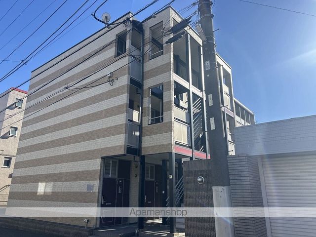 レオパレスビバ上板橋の外観写真