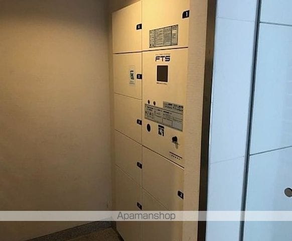 ドゥーエ銀座イーストIの玄関写真
