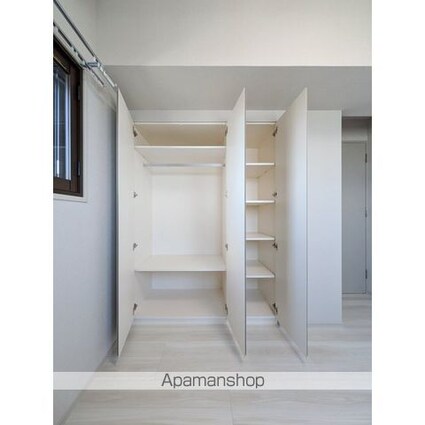 グレーシアフィット三軒茶屋[2LDK/45.52m2]の収納