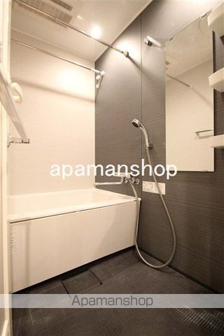 レジュールアッシュ難波リュクスの内装写真