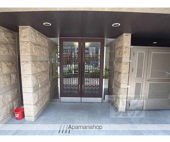 プレサンス京都四条河原町ネクステージの玄関写真