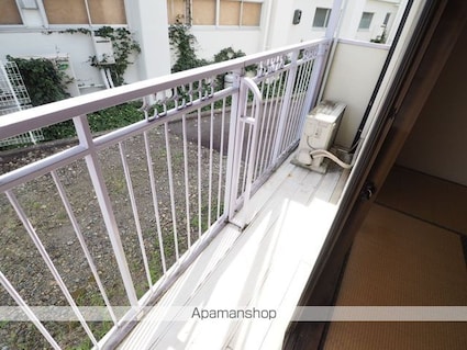 シティハイム郷[2K/32.44m2]のバルコニー