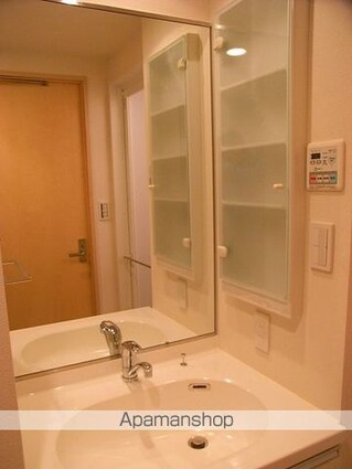 エスティメゾン中野富士見町[1LDK/46.8m2]の洗面所