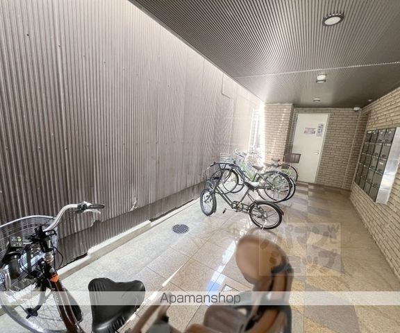 ペペ御所南の玄関写真