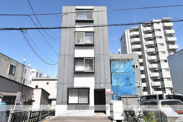 プレイズ豊平の外観写真