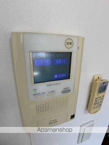 ドゥーエ江坂IIIの内装写真